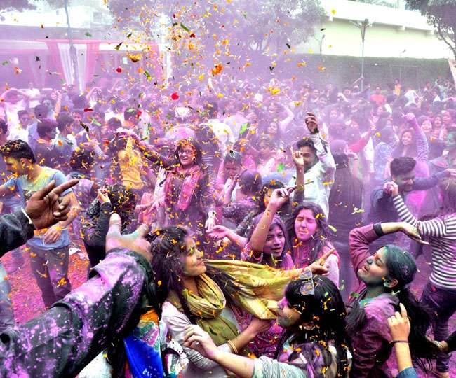 Holi-in-Uttrakhand