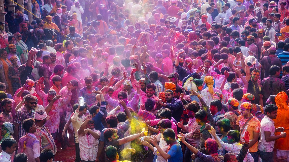 Tradition-of-Holi