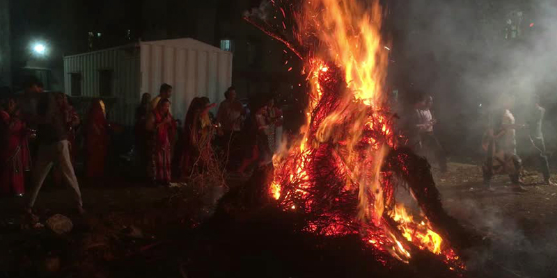 holika dahan in mumbai